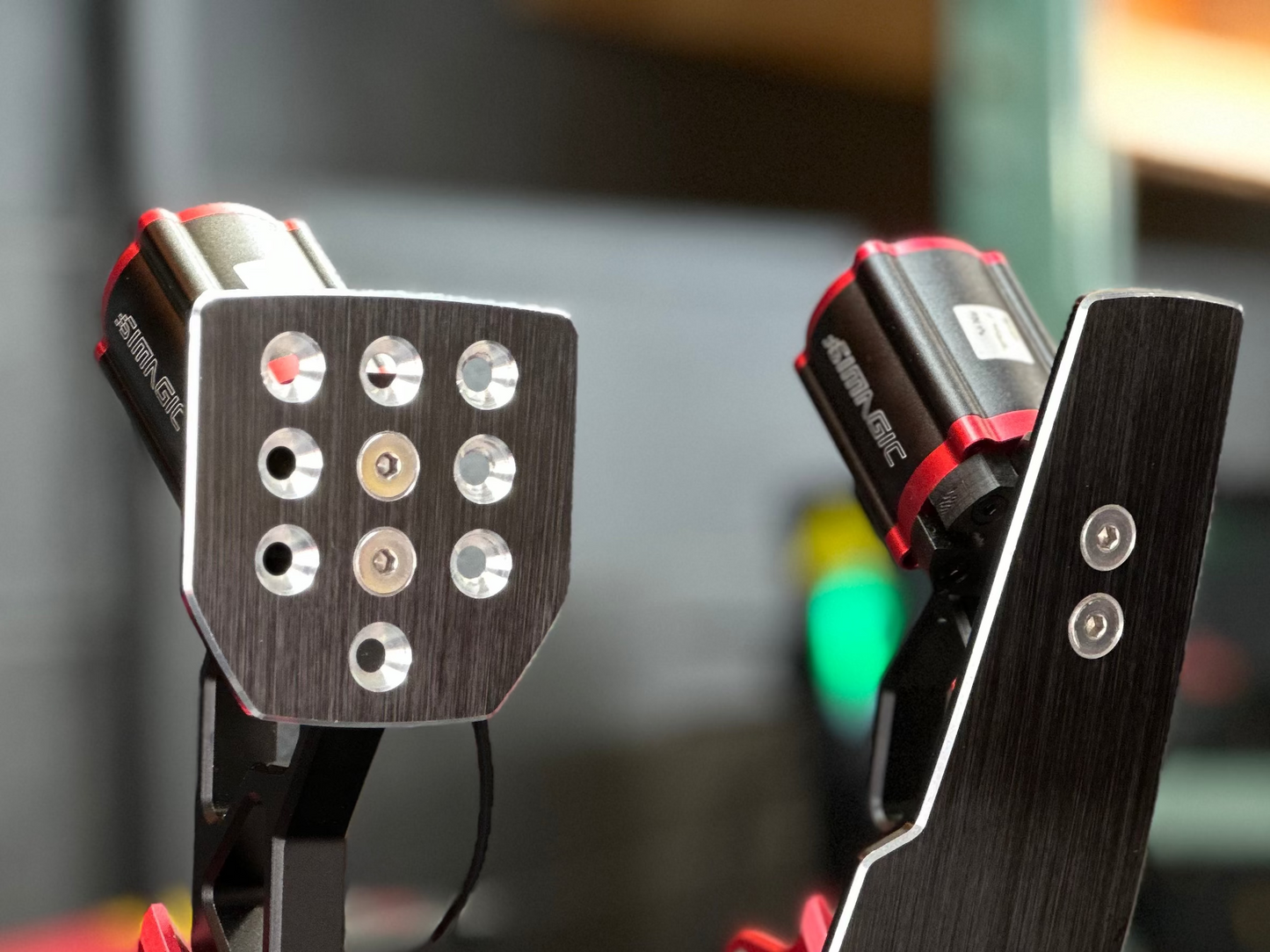 SIMAGIC P-HPR MOUNTING BRACKET